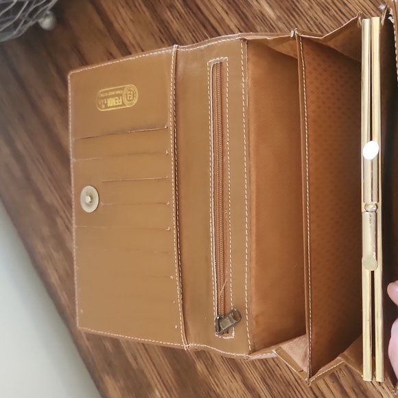 Vintage Fendi wallet authentic - Picture 4 of 5